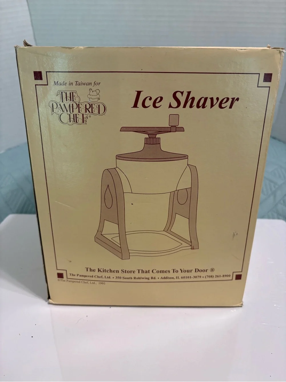Vintage 1995 The Pampered Chef Ice Shaver in Original Box - Pre-owned #2940